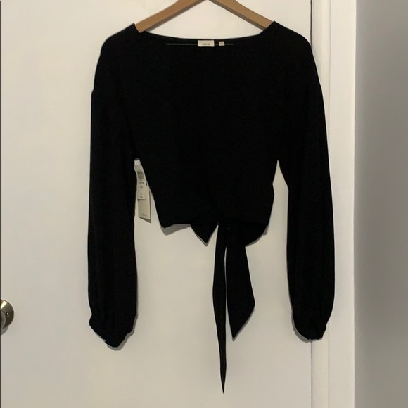 Aritzia black Wilfred Antonin blouse - Picture 15 of 16